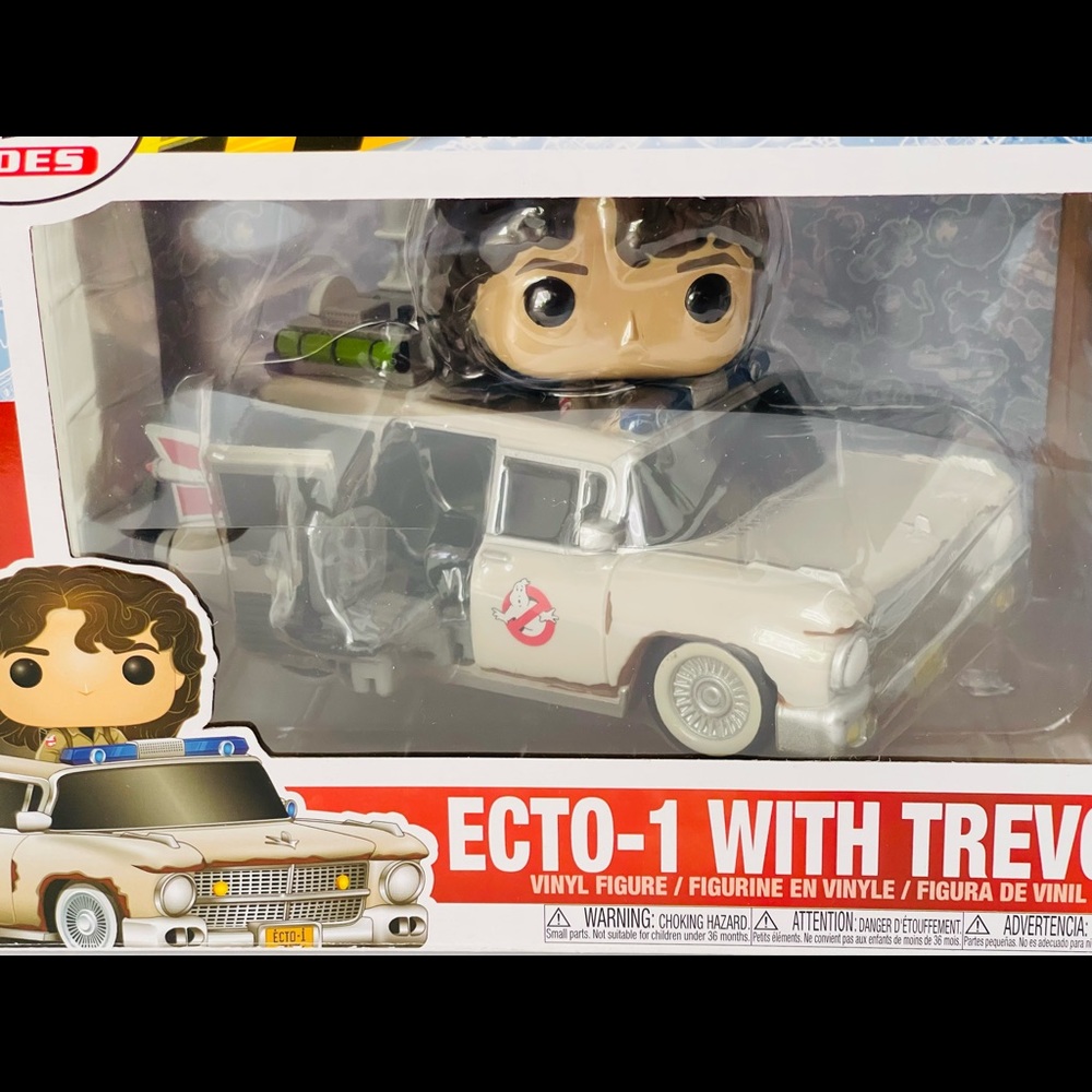 Funko POP! Rides -Ghostbusters Afterlife Vinyl Figure Set ECTO-1 WITH TREVOR #83